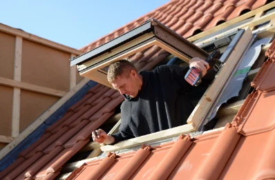 Pose de fenêtres de toit Velux à la Chapelle-Saint-Sépulcre